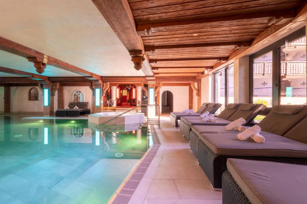 Alpin & Wellness Resort Hotel Ludwig Royal اوبرستوفن المظهر الخارجي الصورة