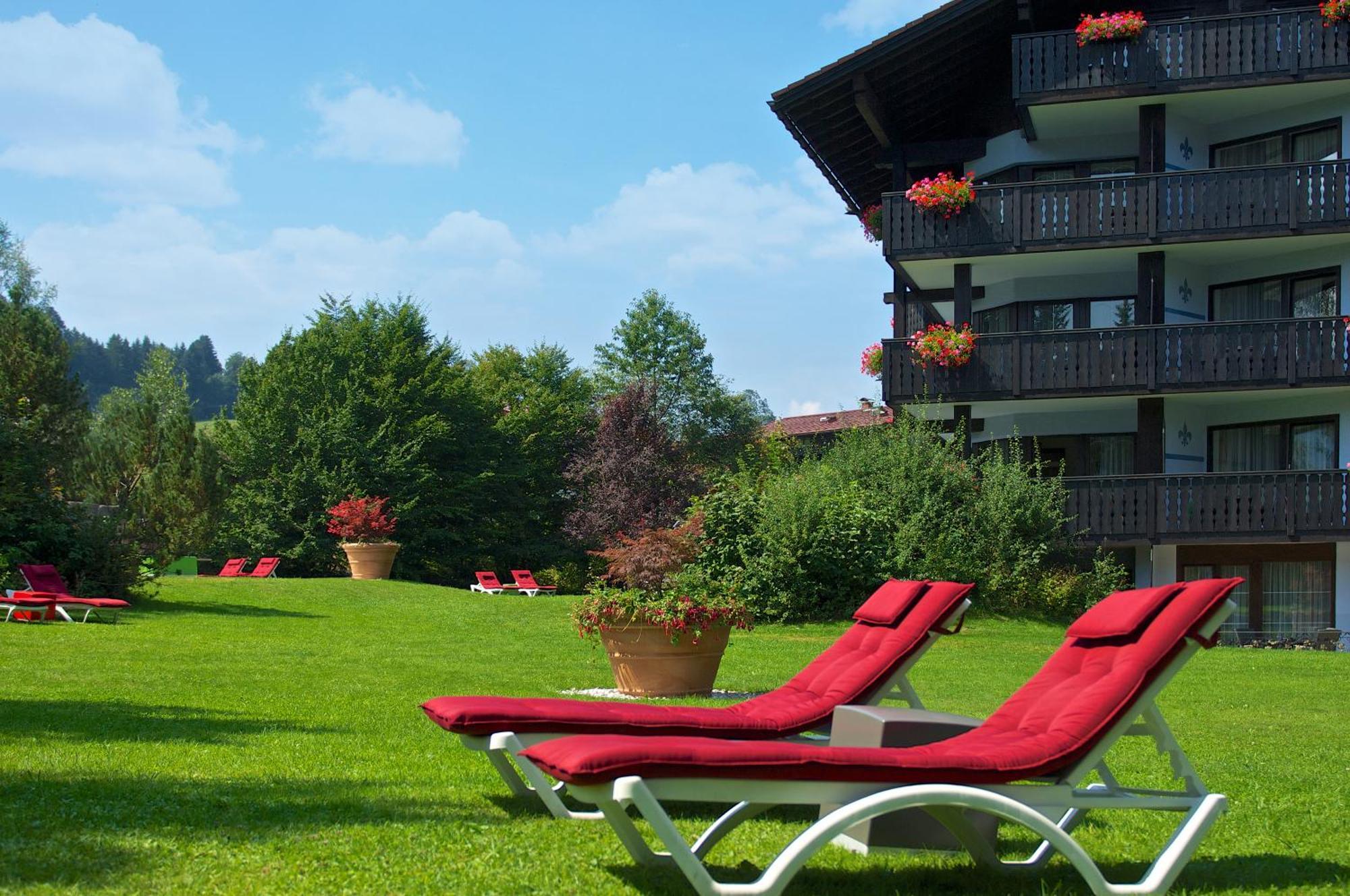Alpin & Wellness Resort Hotel Ludwig Royal اوبرستوفن المظهر الخارجي الصورة