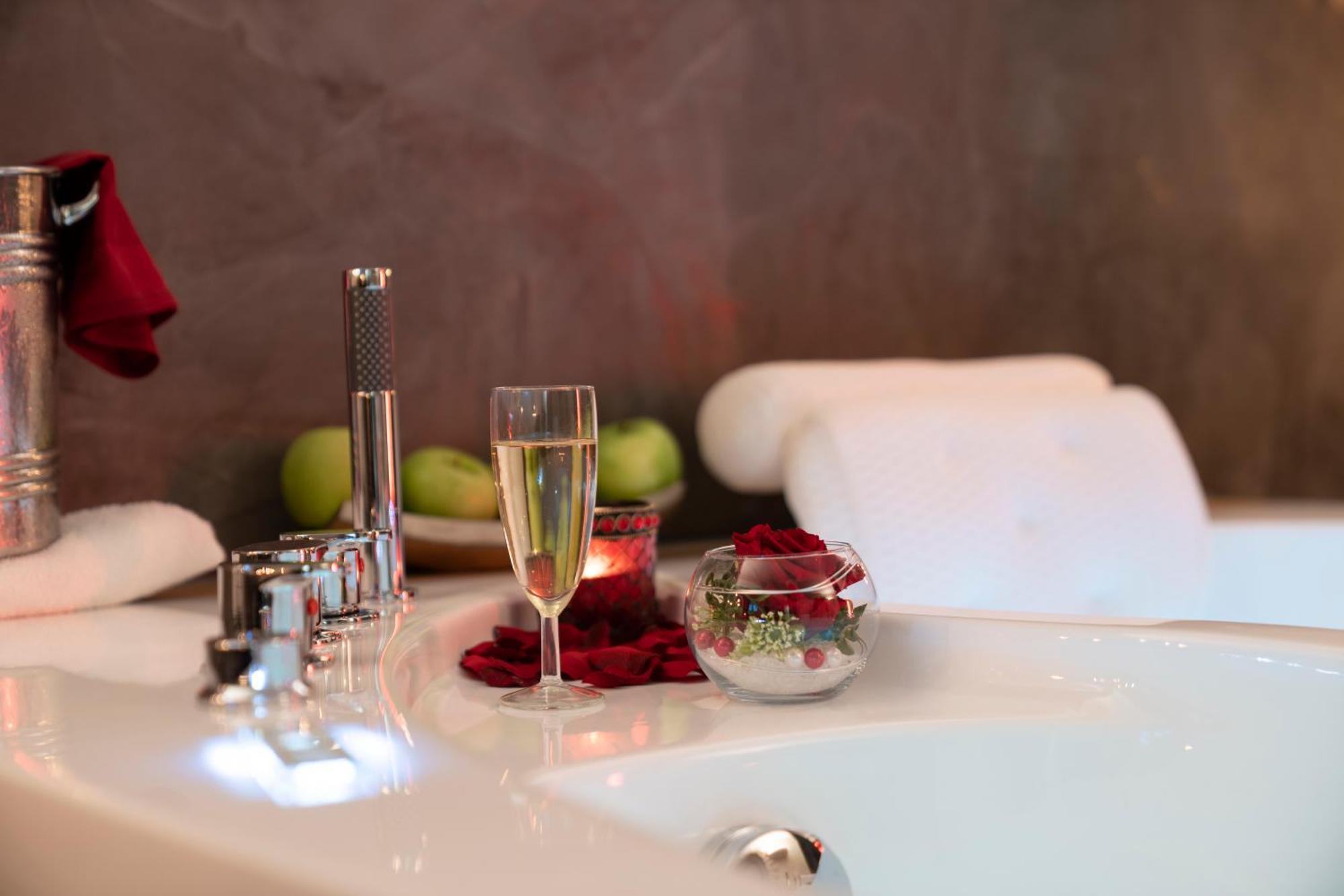 Alpin & Wellness Resort Hotel Ludwig Royal اوبرستوفن المظهر الخارجي الصورة