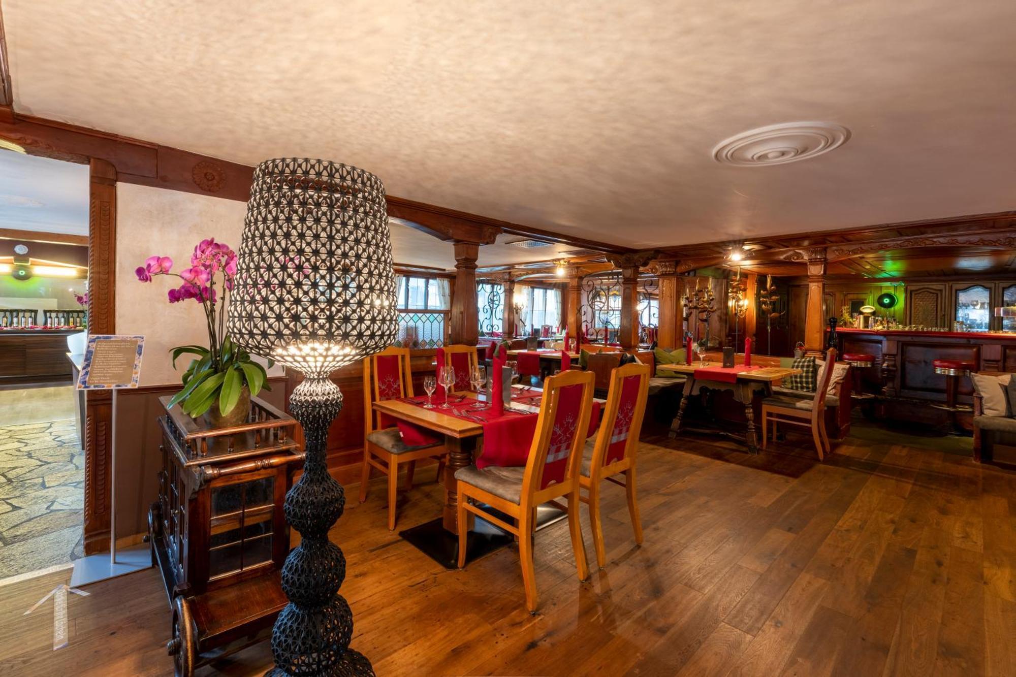 Alpin & Wellness Resort Hotel Ludwig Royal اوبرستوفن المظهر الخارجي الصورة